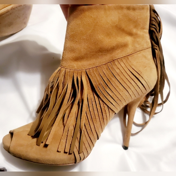 Gucci Ankle Boots with Fringe Size 7.5 - Picture 11 of 16